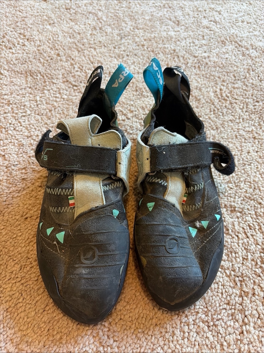 Scarpa Instinct VS Womens Rock Climbing Shoes 10W 9M Black Teal Vibram Italy